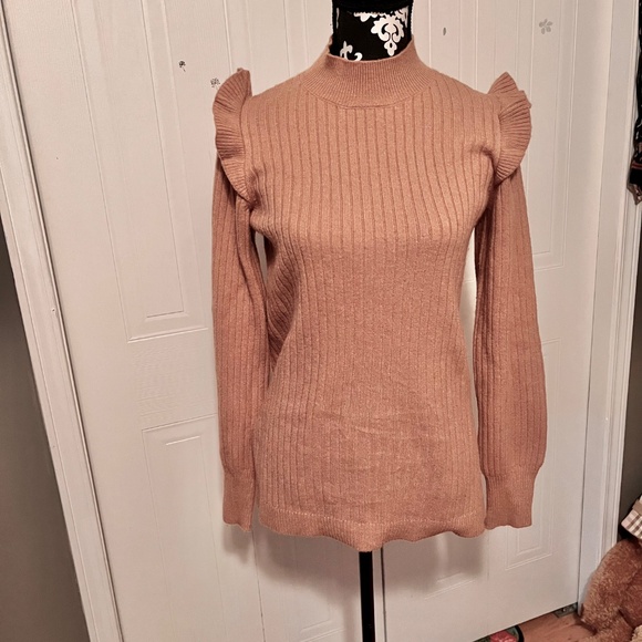 RW&Co Long-Sleeve mock Neck SweaterRuffles NWOT - Picture 10 of 10